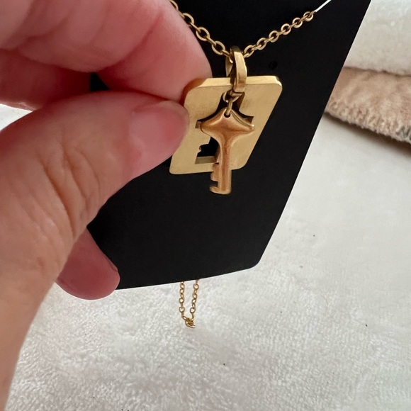 Goldstone Set w/bracelet 7 1/2 plus Key Necklace - Picture 2 of 3